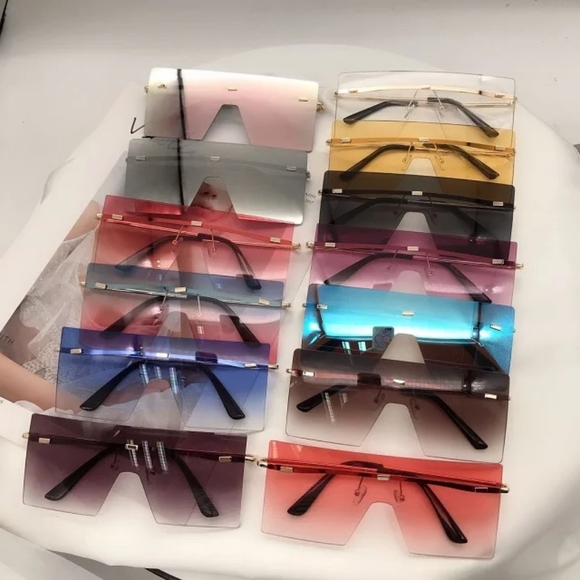 Sunglesses - Picture 2 of 4